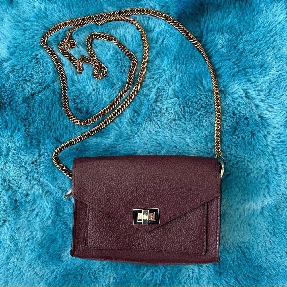 Women’s Faux Leather Turn Lock Crossbody